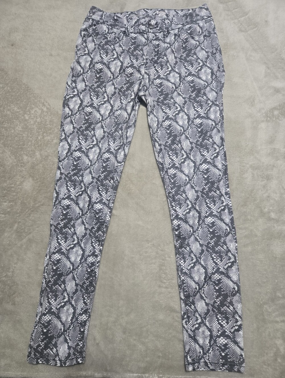 Seven7 Tummyless High Rise Skinny Jeans Womens Size 10 (32x30) Snaleskin Pattern